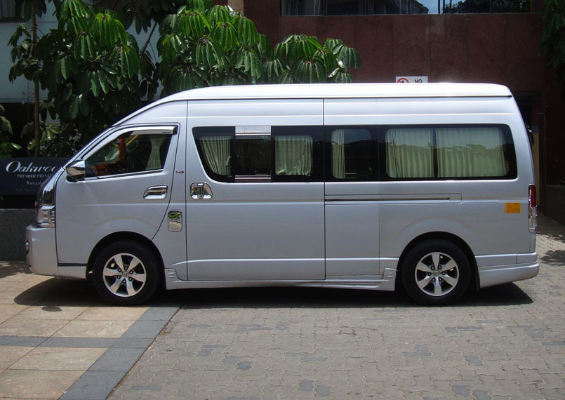toyota hiace for rent