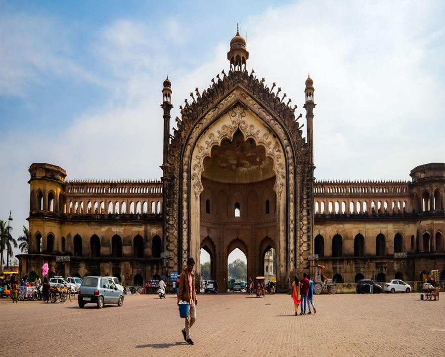 lucknow car rental